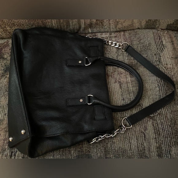 Michael Kors Black tote with Silver Hardware. - Picture 6 of 16